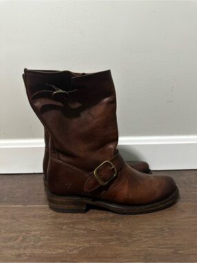 Frye Veronica Flex Short Boots